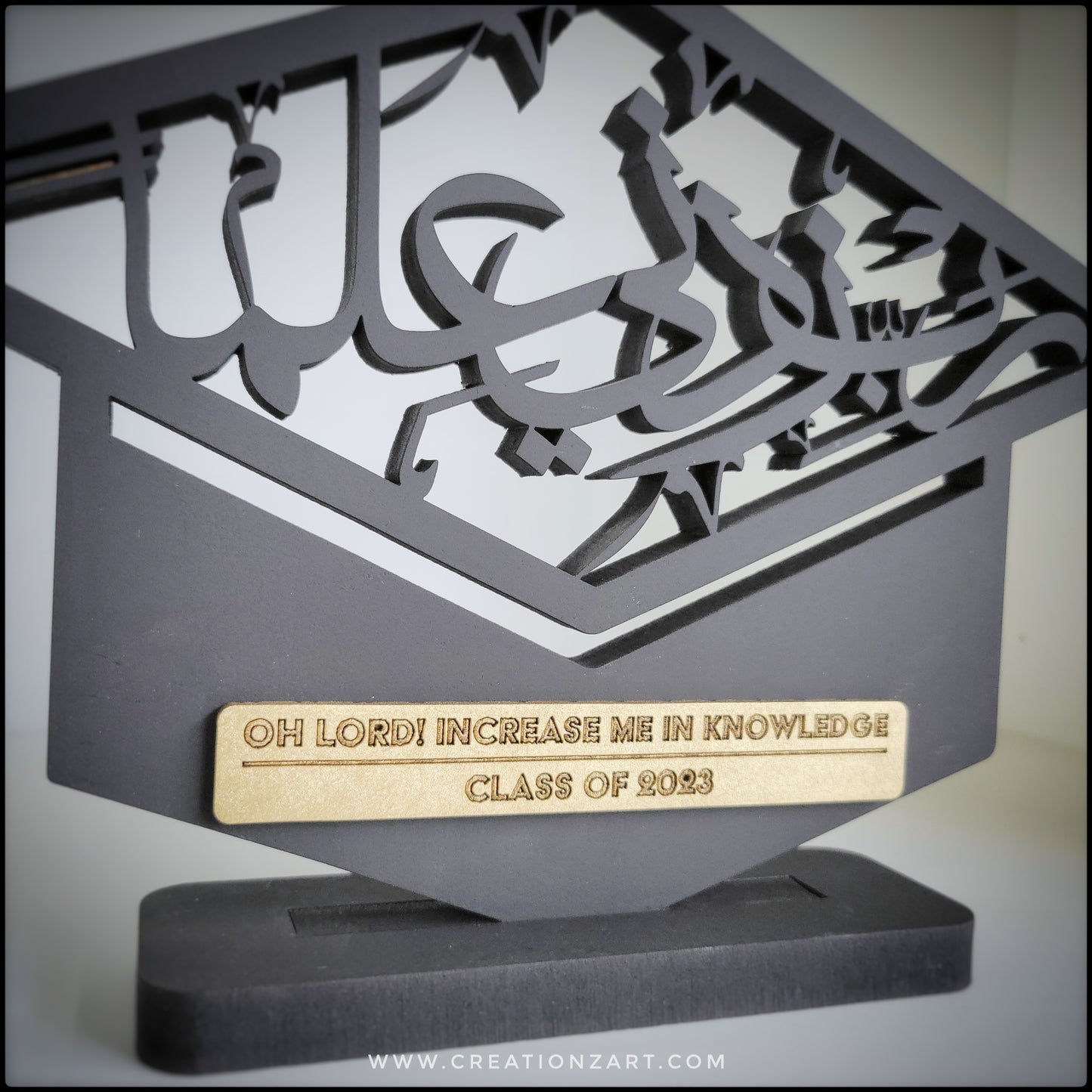 Graduation table top art