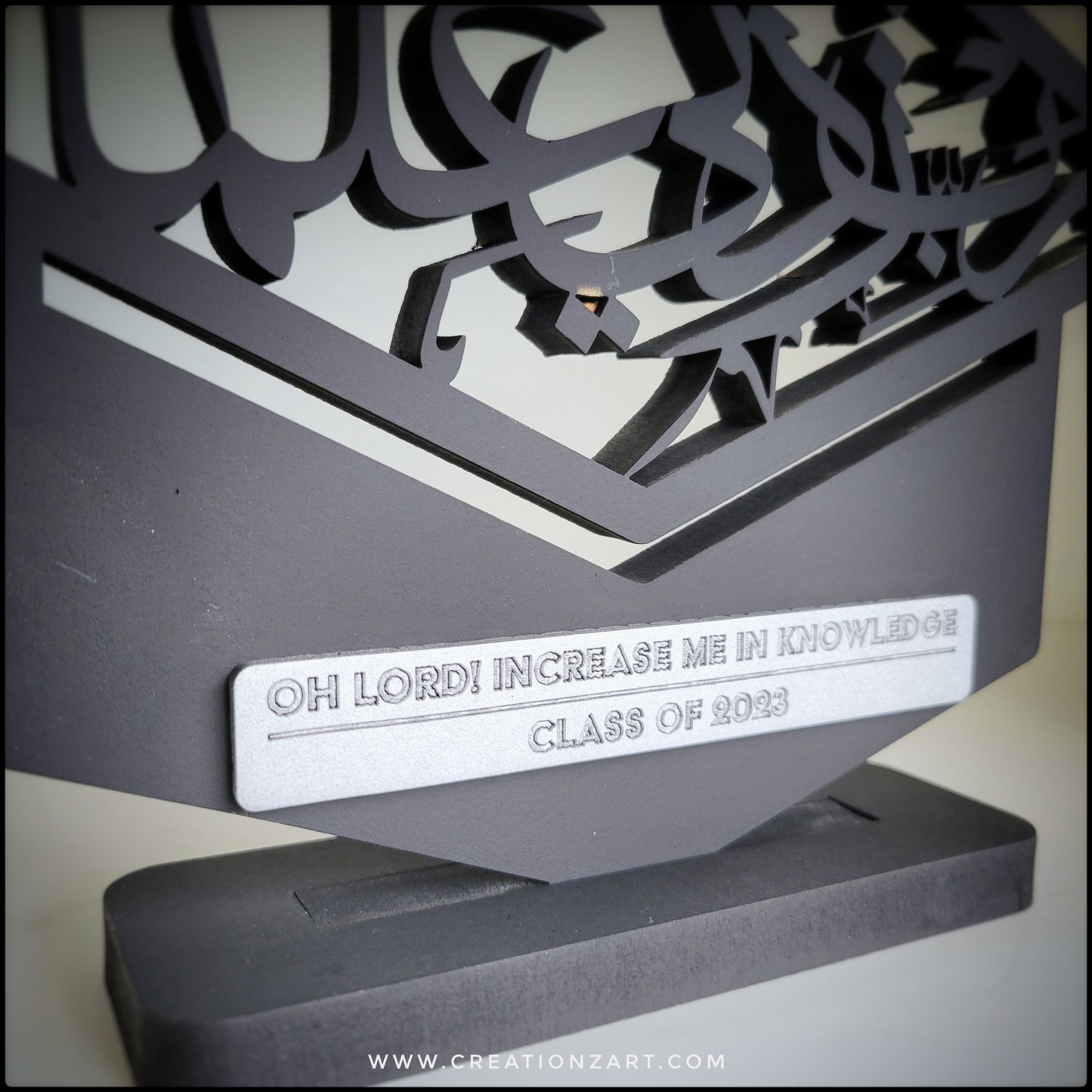 Graduation table top art