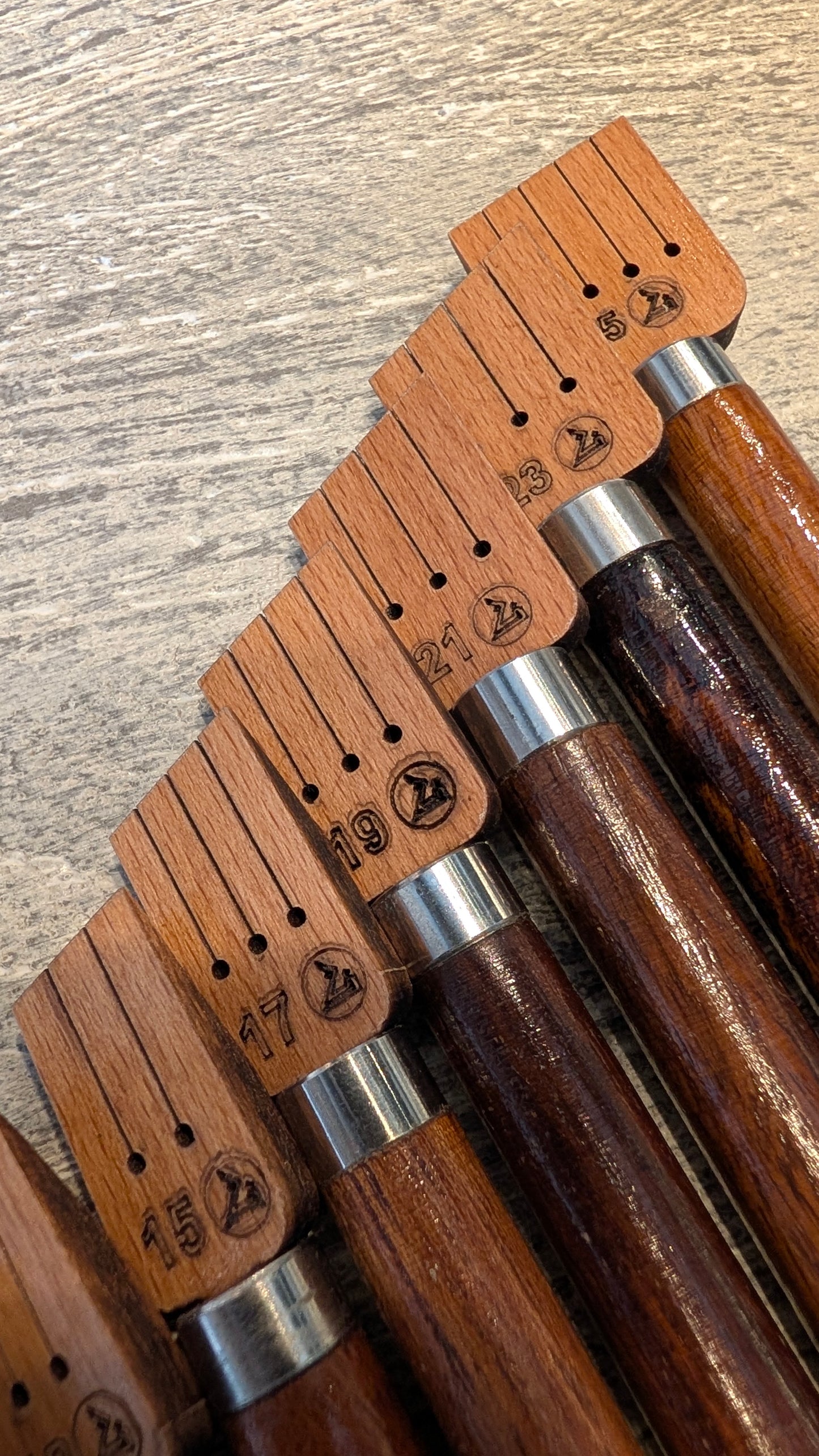 Arabic calligraphy pens