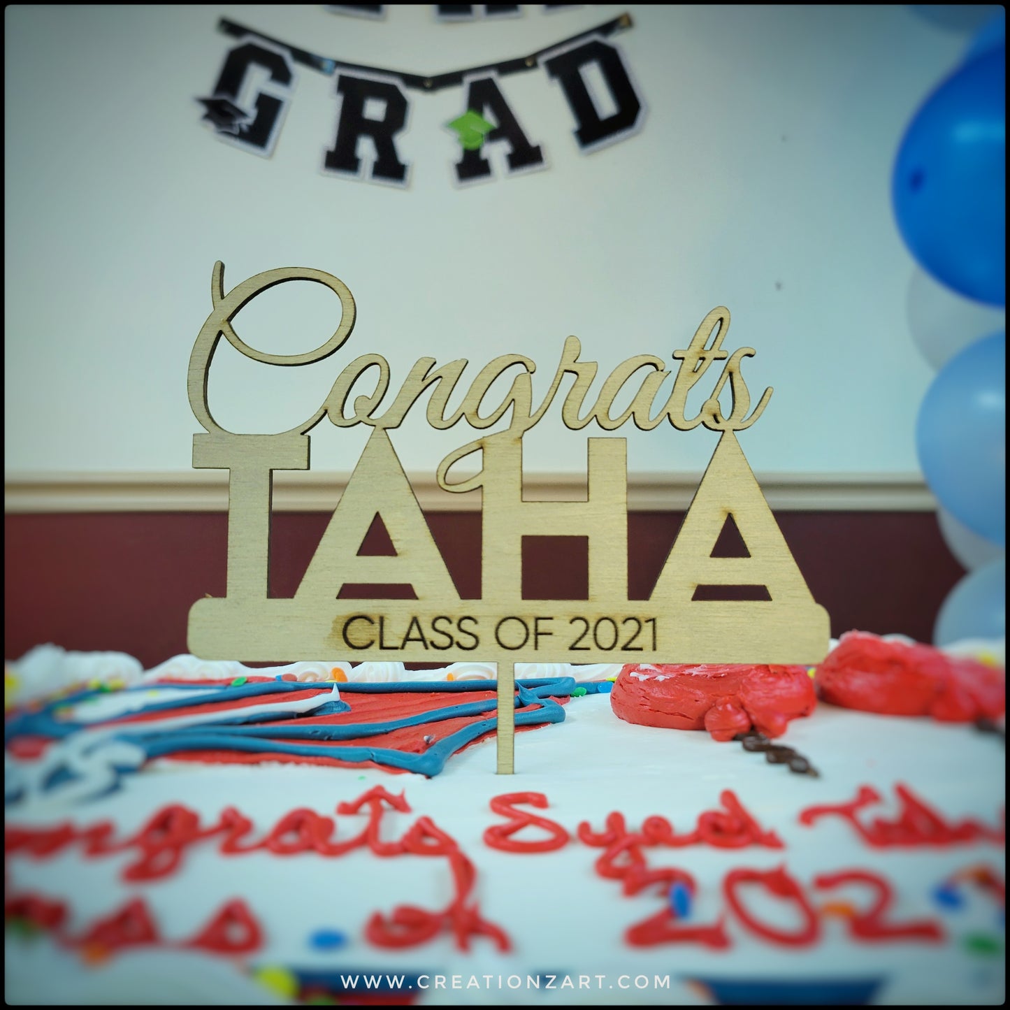 Graduation Cake topper - Custom cake topper for Graduation ceremony.